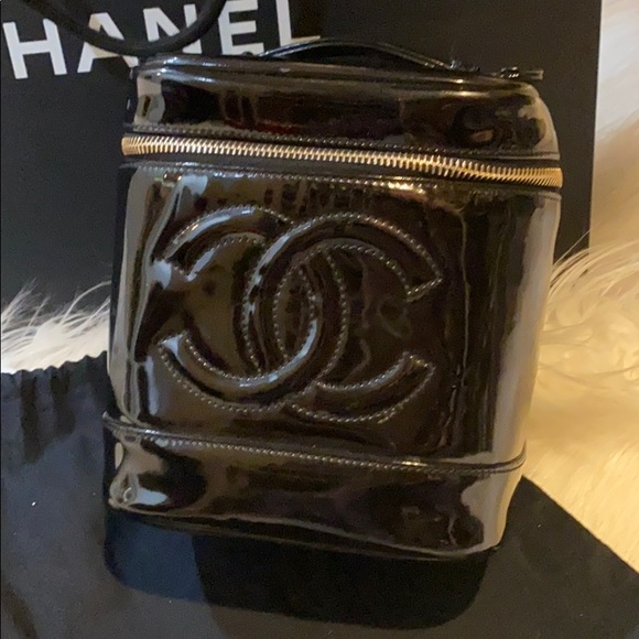 Chanel Patent Leather  bag - Picture 9 of 14